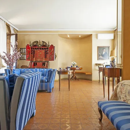 Rentclass - Faust Apartment *